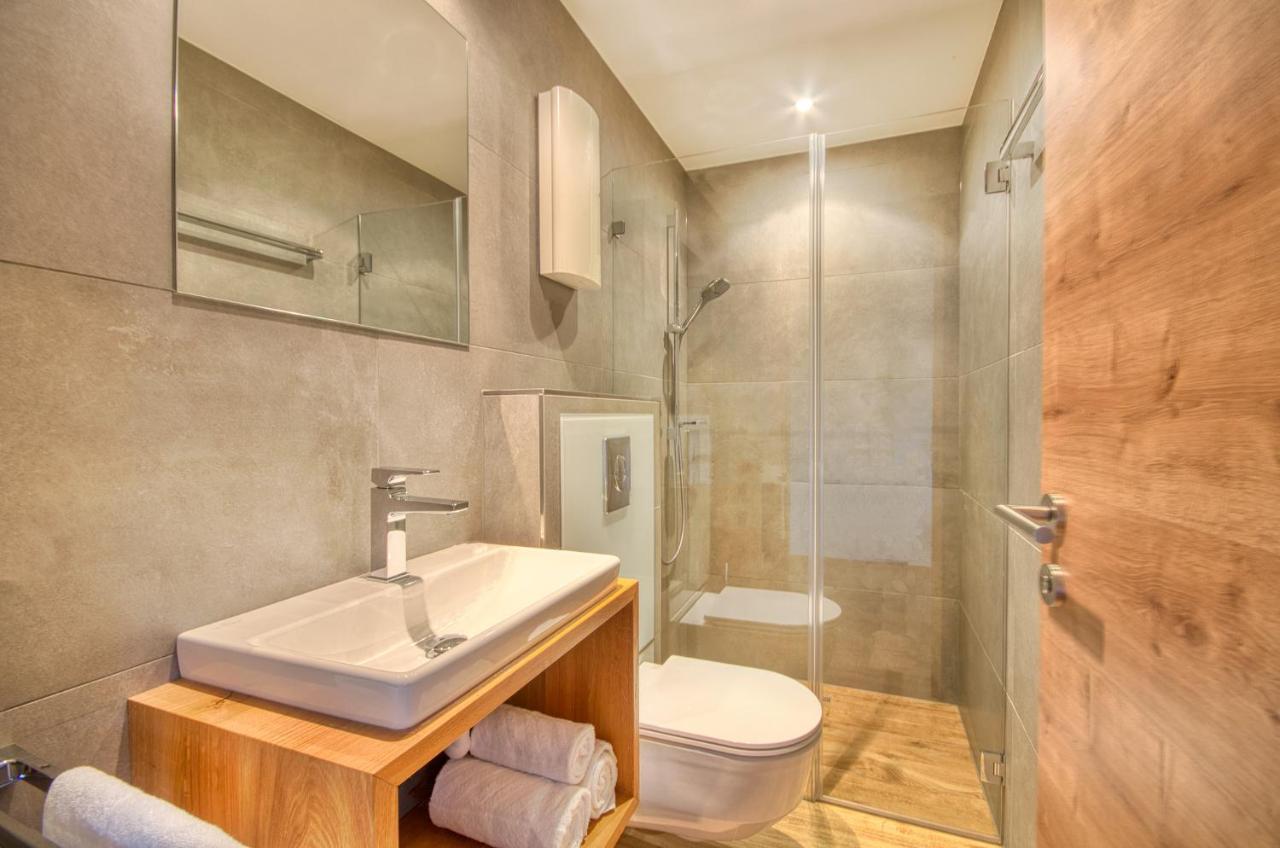 Apartment Antonia - By Alpen Apartments 젤암제 외부 사진